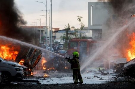 Dhjetëra raketa të lëshuara nga Gaza drejt Izraelit