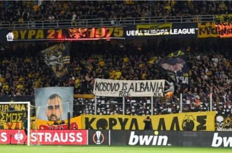 “Kosova është Shqipëri”, tifozët e AEK-ut i kundërpërgjigjen rivalëve të Olympiacosit