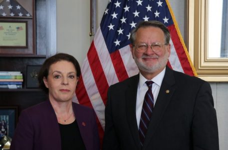 Senatori Peters: Një marrëdhënie e fortë SHBA-Kosovë, thelbësore për sigurinë dhe stabilitetin në Ballkan