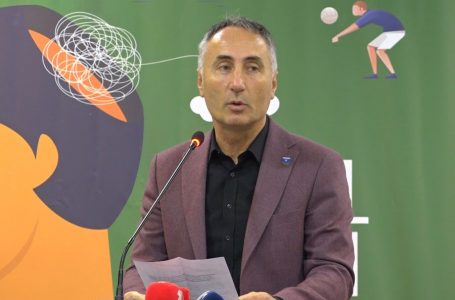 Krasniqi: Në Kosovë trajneri kryen edhe punën e psikologut