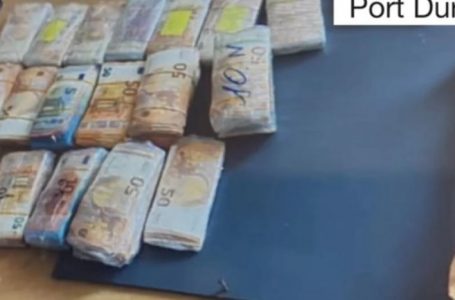 177 mijë €, fishekë dhe alkool të fshehura, gjykata lë në burg dy shoferë