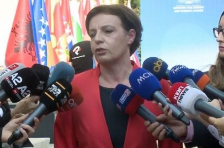 Gërvalla nga Tirana: Bashkësia ndërkombëtare të vendosë sanksione ndaj Serbisë