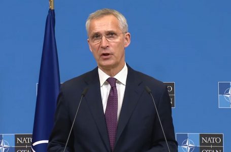 Stoltenberg: Në veri është ende një situatë e vështirë dhe me tensione, po e monitorojmë me kujdes