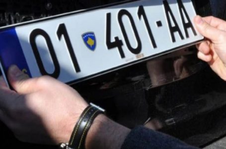 ​Qindra serbë të veriut të interesuar për targat RKS