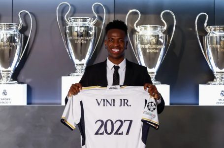 Zyrtare: Real Madridi blindon Vinicius Jr me kontratë të re