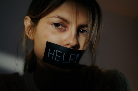 Rritet numri i rasteve të raportuara të dhunës seksuale në Gjakovë