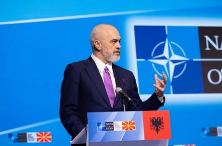 Pas bazës ajrore të NATO-s në Kuçovë, Shqipëria kërkon bazë detare të Aleancës në Porto Romano