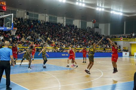 Superliga e basketbollit nis me dy sfida të shtunën