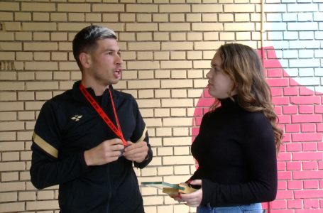 Atleti Tirron Mamusha fiton vendin e parë në garën 28 kilometërshe