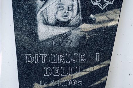 Kurti: Të paharruara e të pafalshme janë krimet e Serbisë në Kosovë