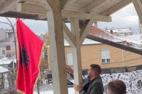Pas Preshevës, edhe në Komunën e Bujanocit ngritet flamuri kuq e zi