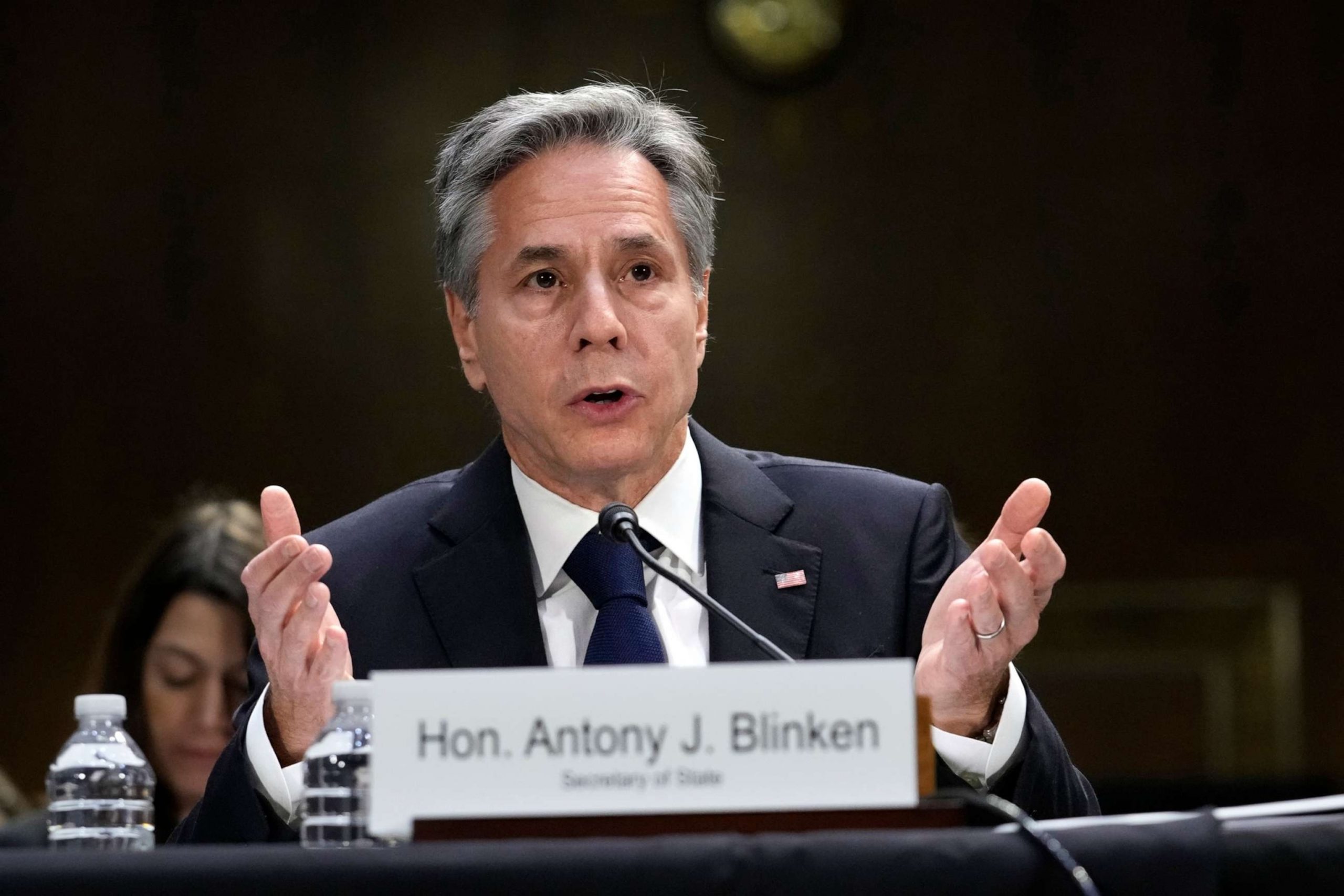 Blinken thekson nevojën e angazhimit të drejtpërdrejtë në bisedimet SHBA-Kinë