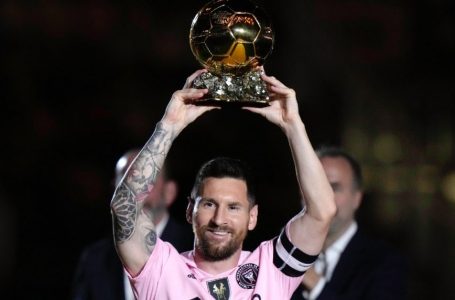 Messi ekspozon Topin e Artë/ Argjentinasi tregoi trofeun para ndeshjes në SHBA