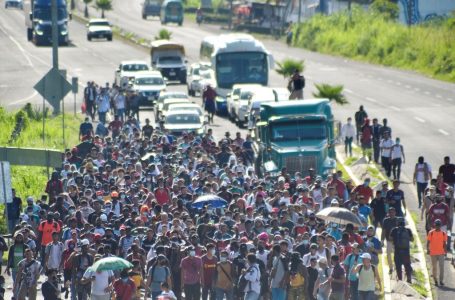 Fluks emigrantësh nisen nga Meksika drejt SHBA-së
