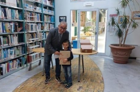 Mattia, 5-vjeçari me origjinë shqiptare nderohet me çmimin “Lexuesi i Vitit”