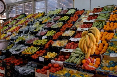 Shqiptarët shpenzojnë më së shumti në rajon për ushqime, evropianët 3 herë më pak