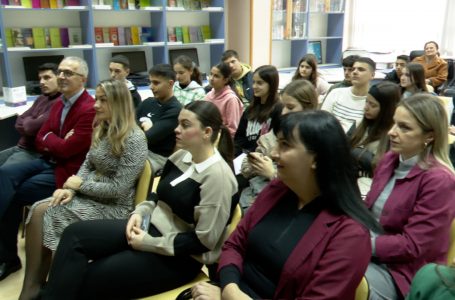 Në shkollën “Emin Duraku” mbahet ligjeratë për dukurinë e korrupsionit