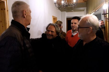 Gazetari italian viziton Gjakovën pas 24 viteve, kujton 13 qershorin e vitit 1999