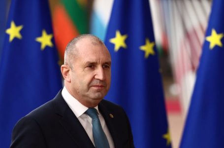 Radev, sot në Kosovë