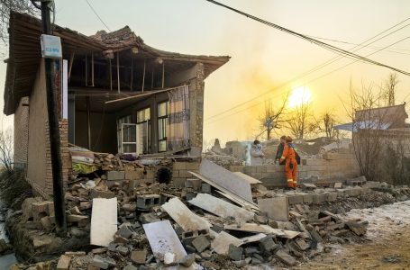 Tërmeti në Kinë: Rritet në 135 numri i të vdekurve