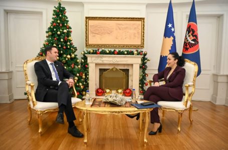 Osmani takohet me Abdixhikun, bisedojnë për Drafstatutin e Asociacionit