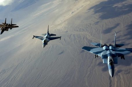 Mbërrijnë në Ukrainë avionët e parë F-16