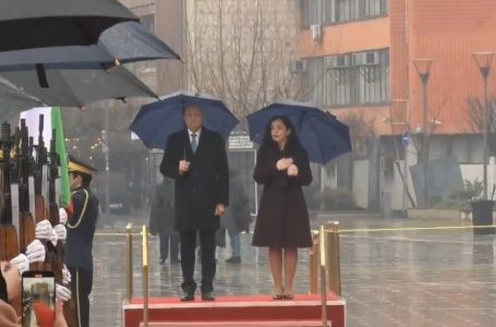 Presidentja Osmani pret me ceremoni shtetërore homologun bullgar