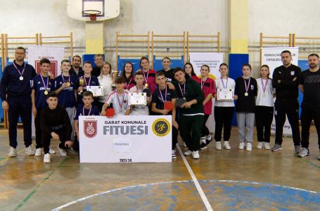 SHFMU “Pjetër Bogdani” nga Damjani fiton garat komunale në ping pong për vajza dhe djem