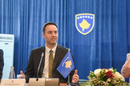 Konjufca: Sferës publike i duhet gruaja, sepse pa gruan ajo nuk mund të jetë e mirëfilltë