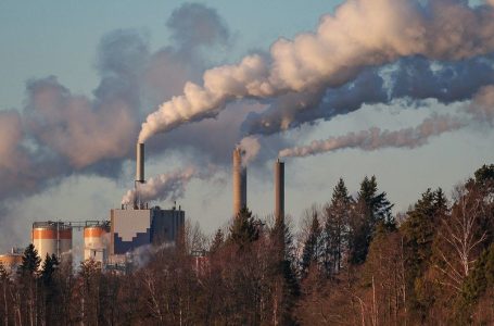 Shkencëtarët: Metani, shkaktari kryesor i ngrohjes globale