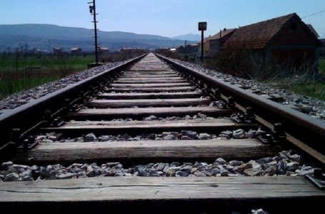 Autorizohet studimi për hekurudhën Shqipëri-Kosovë