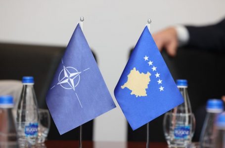 Thirrja e qartë e NATO-s: Kosova dhe Serbia të angazhohen në dialog, mos të eskalojnë tensionet