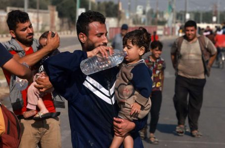 Fëmijët në Gaza “mezi kanë një pikë për të pirë”, paralajmëron UNICEF