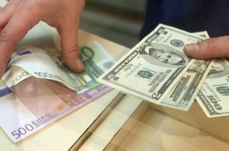 Ja me sa po blihet dhe shitet dollari dhe euro sot