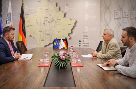 Ambasadori gjerman Rohde takohet me shefin e KOSTT-it