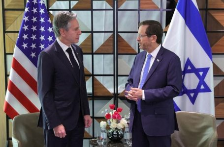 Blinken takohet me presidentin izraelit, përmendet edhe padia për gjenocid në GjND