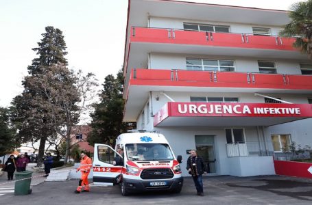 Përhapet gripi në Shqipëri, rreth 80-90 pacientë në ditë lajmërohen te Shërbimi Infektiv
