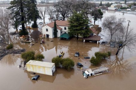 Moti i ligë godet Kaliforninë, përmbyten rrugët dhe shtëpitë