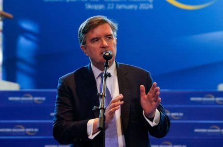 Dialogu Kosovë- Serbi, O’Brien: Moszbatimi i marrëveshjeve humbje për të dyja palët