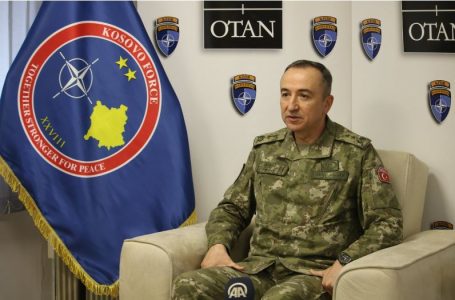 Komandanti i KFOR-it citon Stoltenbergun: Stabiliteti varet nga palët që zgjedhin diplomacinë në vend të konfliktit