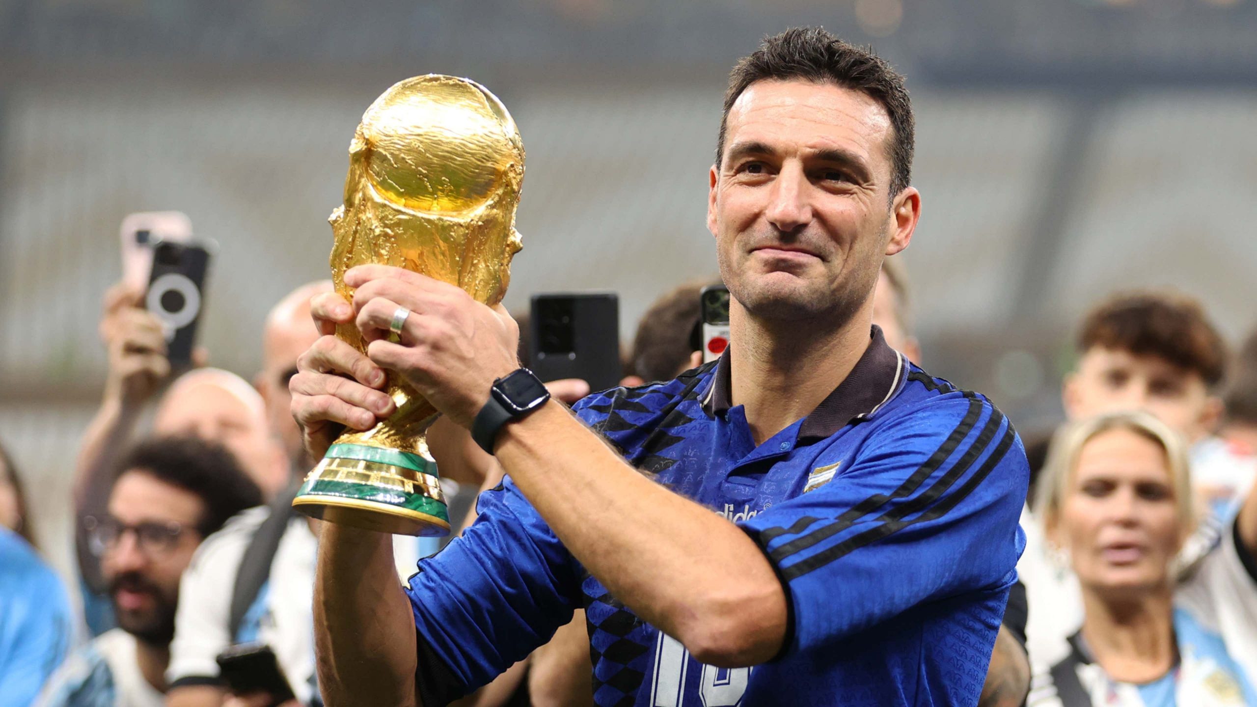 Lionel Scaloni mbetet në krye të Argjentinës