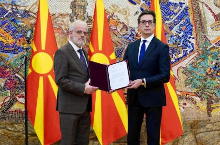 Pendarovski mandaton Xhaferin për formimin e Qeverisë teknike