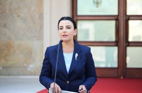 Hekurudha Durrës-Prishtinë, Balluku: Një projekt shumë i rëndësishëm që mbështetet nga qeveritë dhe do të lidhë shqiptarët