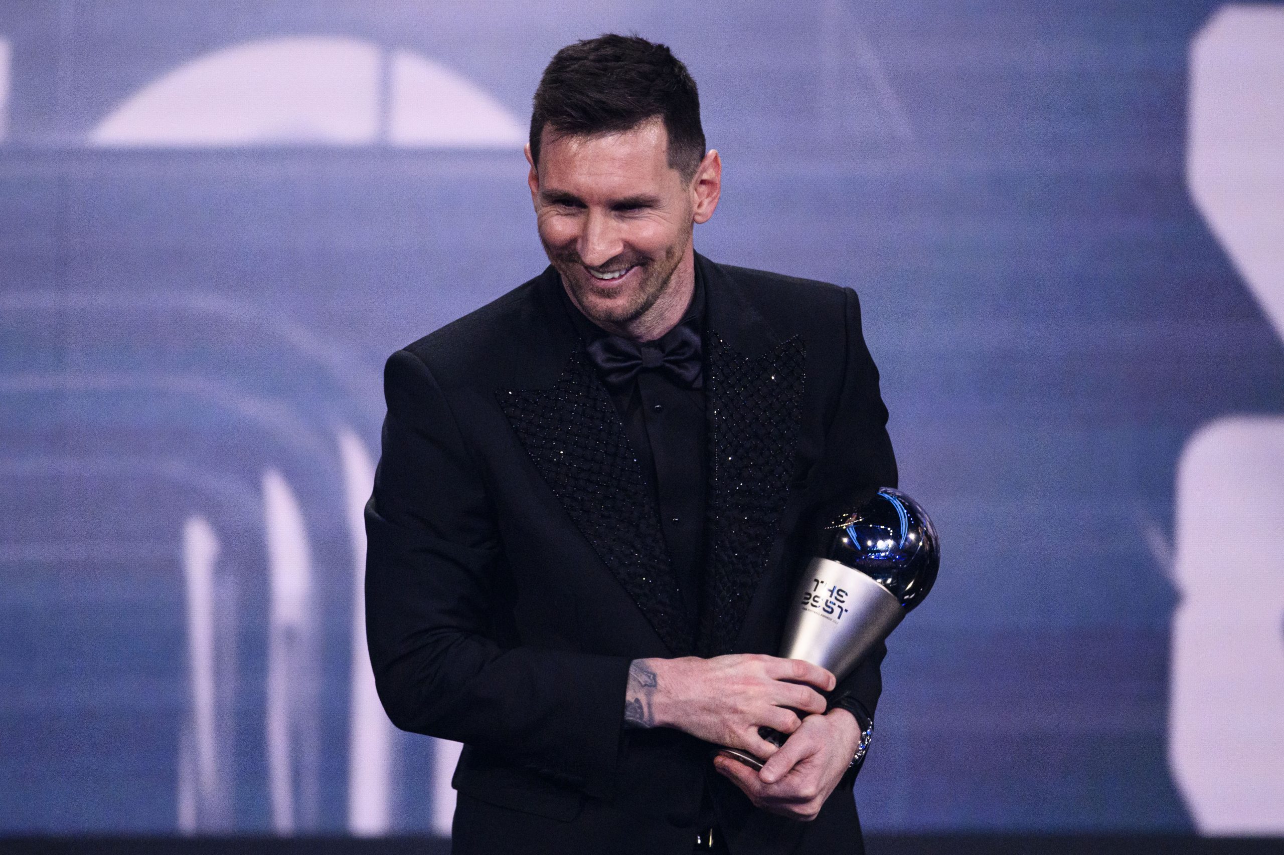 Lionel Messi vendos dy rekorde të reja, pasi u shpall më i miri në botë nga FIFA