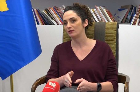 Zëvendësministrja Osmani: Do të kemi renovim e ndërtim të palestrave të reja sportive
