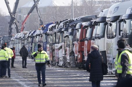 BE, marrëveshje për të hequr plotësisht kamionët dhe autobusët me naftë deri në 2040