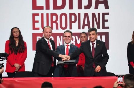 Opozita shqiptare bojkoton seancën, nuk do të votojë për Talat Xhaferin kryeministër