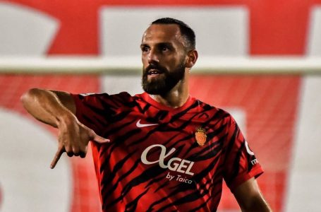 Vedat Muriqi mund të transferohet në Turqi, kësaj radhe te rivali i Fenerbahces