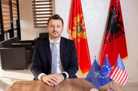 Ministri shqiptar në Qeverinë e Malit të Zi: Japim dorëheqje nëse iniciohet tërheqja e njohjes së Kosovës