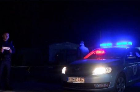 Sulmohen fizikisht policët në Gjakovë, arrestohen të dyshuarit